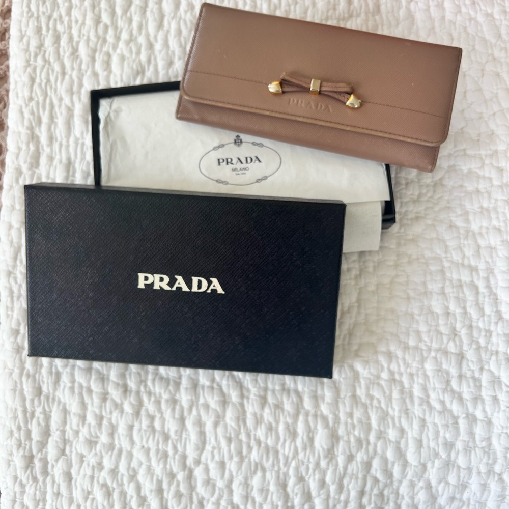 Prada Saffiano Bow Wallet